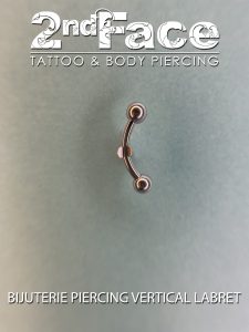 Pret Piercing Vertical Labret