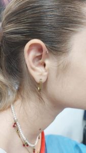 salon-piercing-forward-helix10