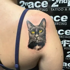 #cat #animals #blackcat #animallovers #cattattoo #cats #catlover #tattooed #tattooedgirls #tattooedmen #tattoo #blackandgreytattoo #realistictattoo #tattoos #artistsoninstagram #artist #tattooartist #art #bodya (1)