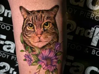 #cat #animals #blackcat #animallovers #cattattoo #cats #catlover #tattooed #tattooedgirls #tattooedmen #tattoo #blackandgreytattoo #realistictattoo #tattoos #artistsoninstagram #artist #tattooartist #art #bodyart #