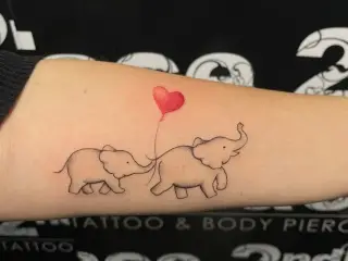 #elephanttattoo #hearttattoo #minimalist #minimalisttattoo #tattoo #tattoos #tattooed #tattooedmen #blackandgreytattoo #realistictattoo #tats #artistsoninstagram #artist #tattooartist #art #bodyart #inked #best #be