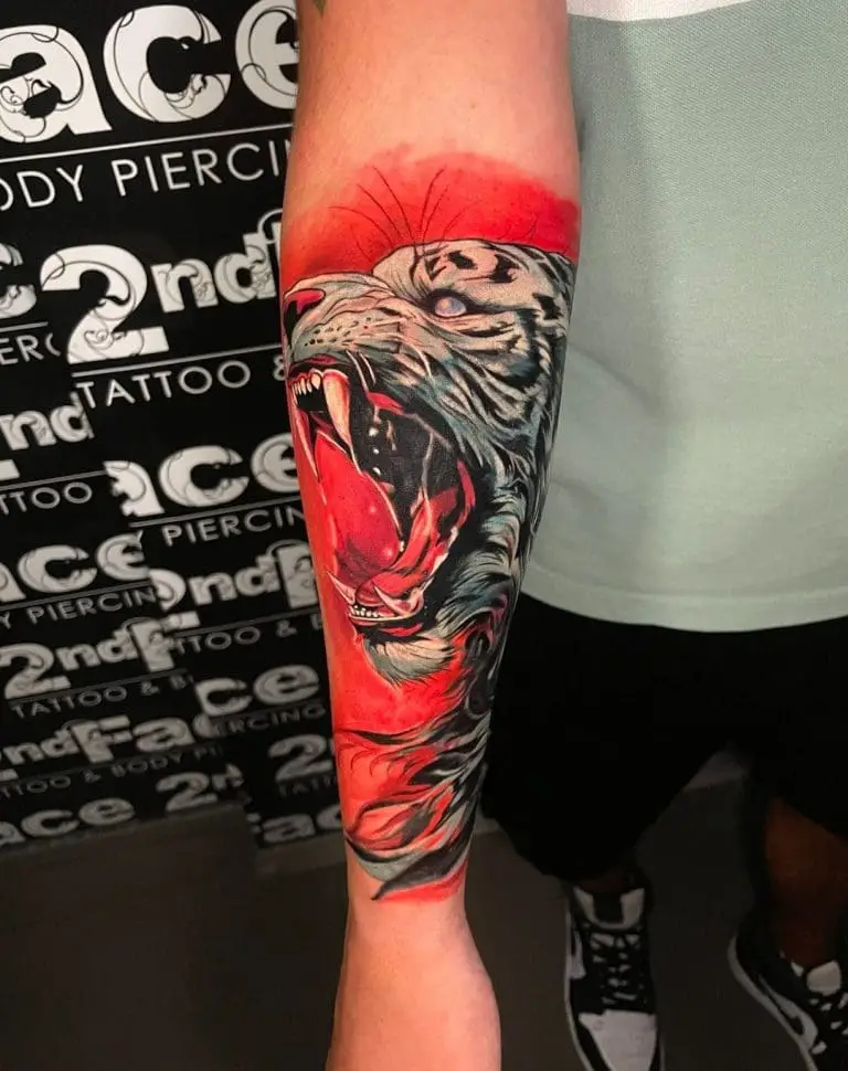 Tatuaj detaliat black and grey realizat la 2nd Face