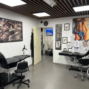 Poze Salon tatuaje 2nd Face Tattoo &amp; Body Piercing