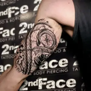 #ropetattoo #rope #compasstattoo #feathertattoo #tattoo #tattoos #tattooed #tattooedmen #blackandgreytattoo #realistictattoo #tats #artistsoninstagram #artist #tattooartist #art #bodyart #inked #best #bestfriends #