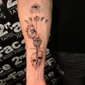 #skull #skulltattoo #skulls #marcusaurelius #marcus #finelinetattoo #tattoo #tattoos #tattooed #tattooedmen #blackandgreytattoo #realistictattoo #tats #artistsoninstagram #artist #tattooartist #art #bodyart #inked