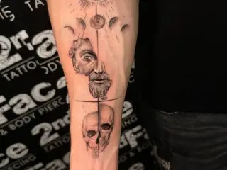 #skull #skulltattoo #skulls #marcusaurelius #marcus #finelinetattoo #tattoo #tattoos #tattooed #tattooedmen #blackandgreytattoo #realistictattoo #tats #artistsoninstagram #artist #tattooartist #art #bodyart #inked