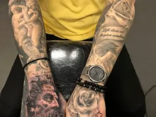 full sleeve tattoo barbat