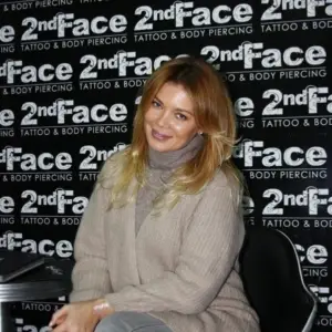 Gina Pistol  Salon Tatuaj