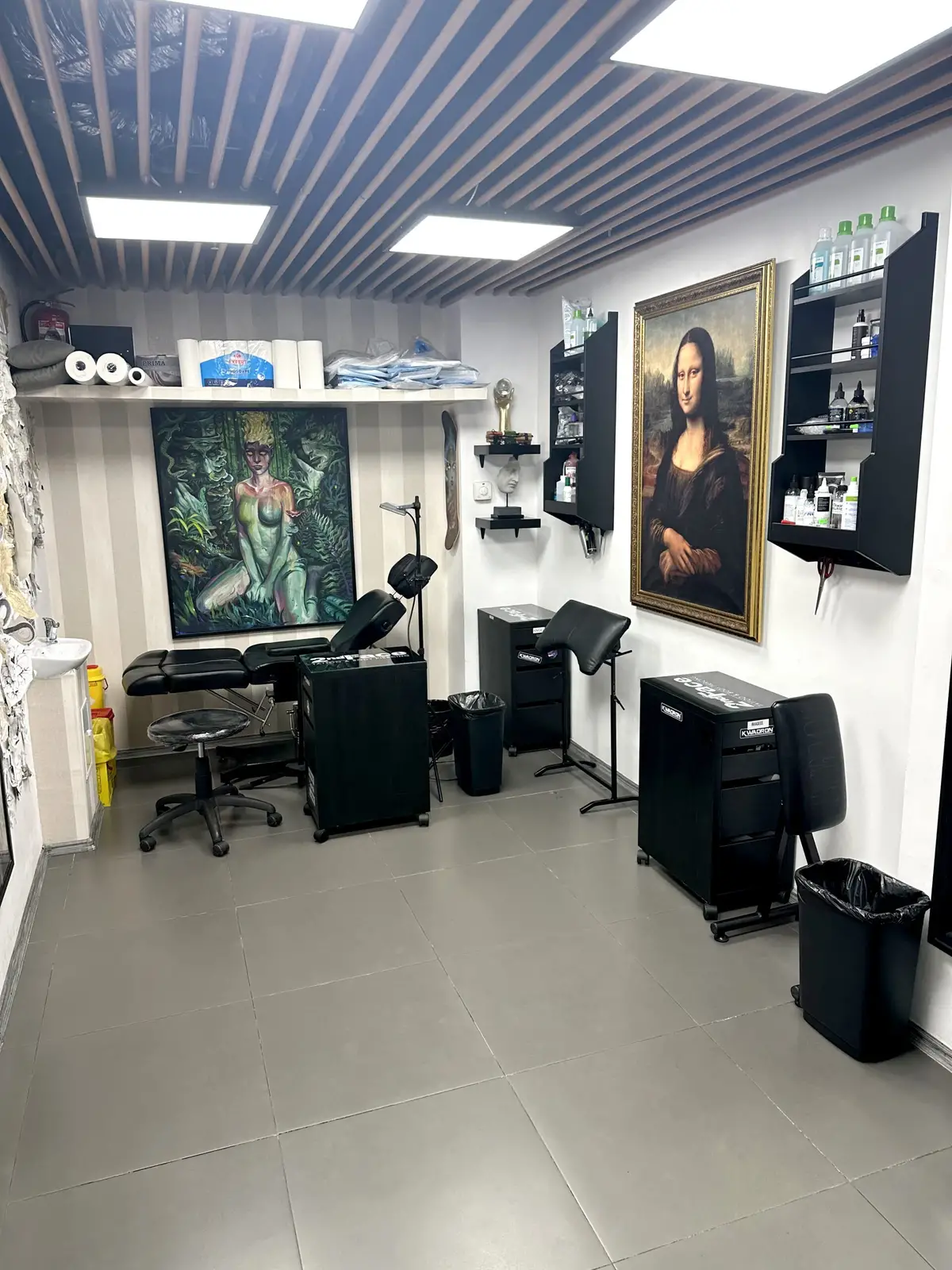 Galerie foto salon tatuaje și piercing 2nd Face București – imagine 32