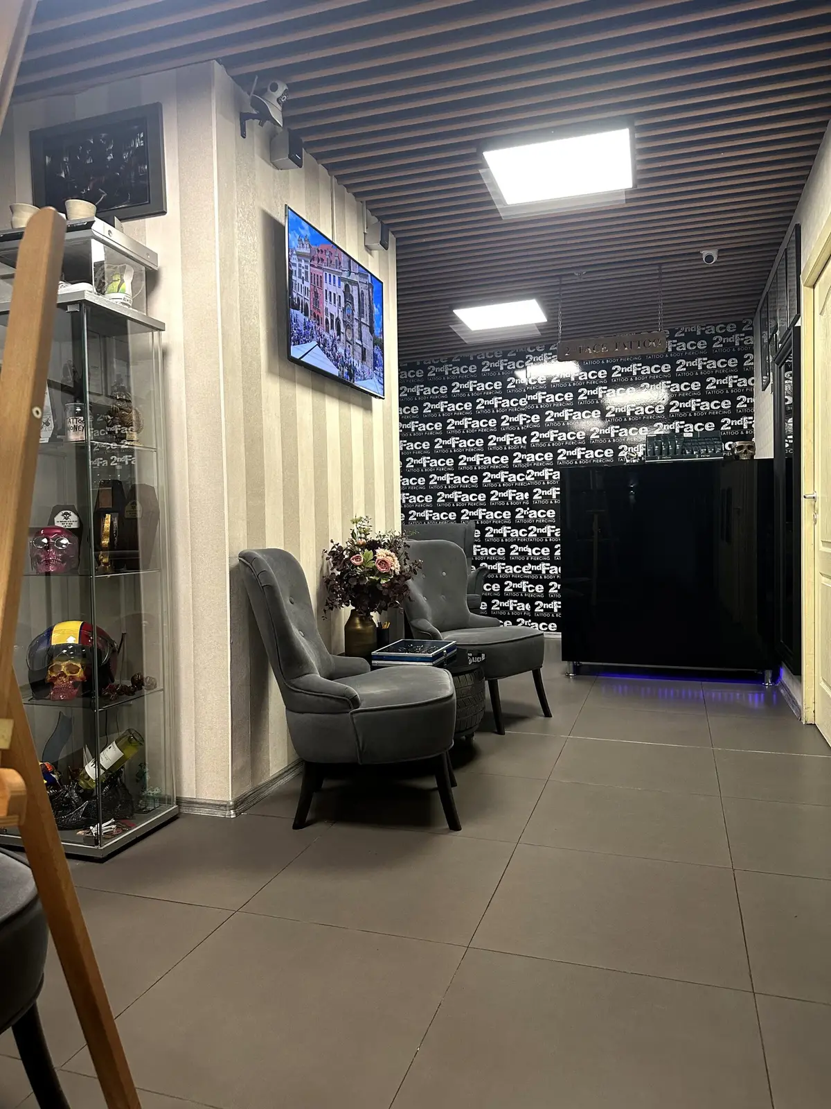 Galerie foto salon tatuaje și piercing 2nd Face București – imagine 33