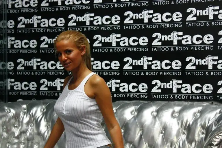 Marina Dina la 2nd Face Tattoo București