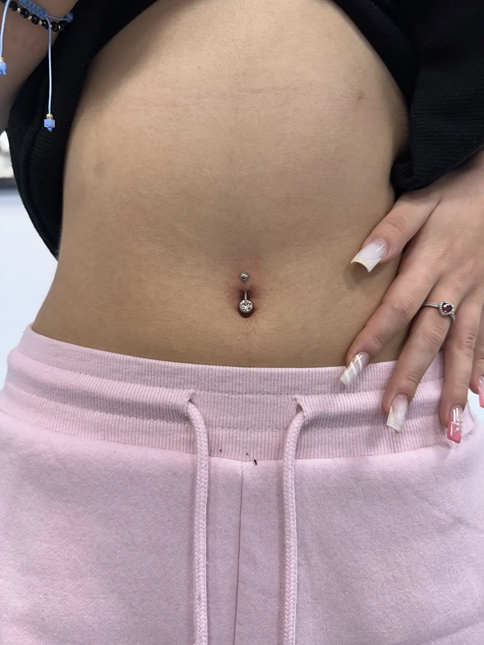 Piercing Buric la 2nd Face Tattoo & Body Piercing București