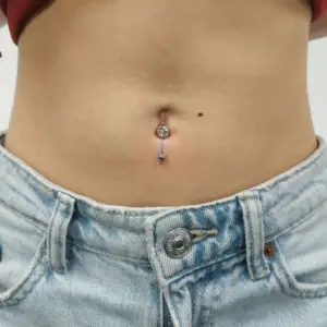 Salon piercing buric Salon piercing buric