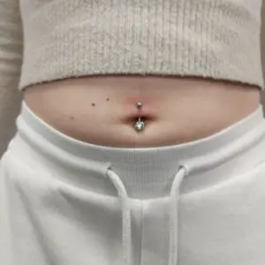 Salon piercing buric Salon piercing buric