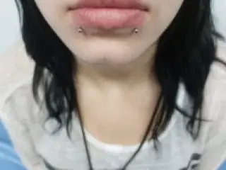 Piercing Buza pret