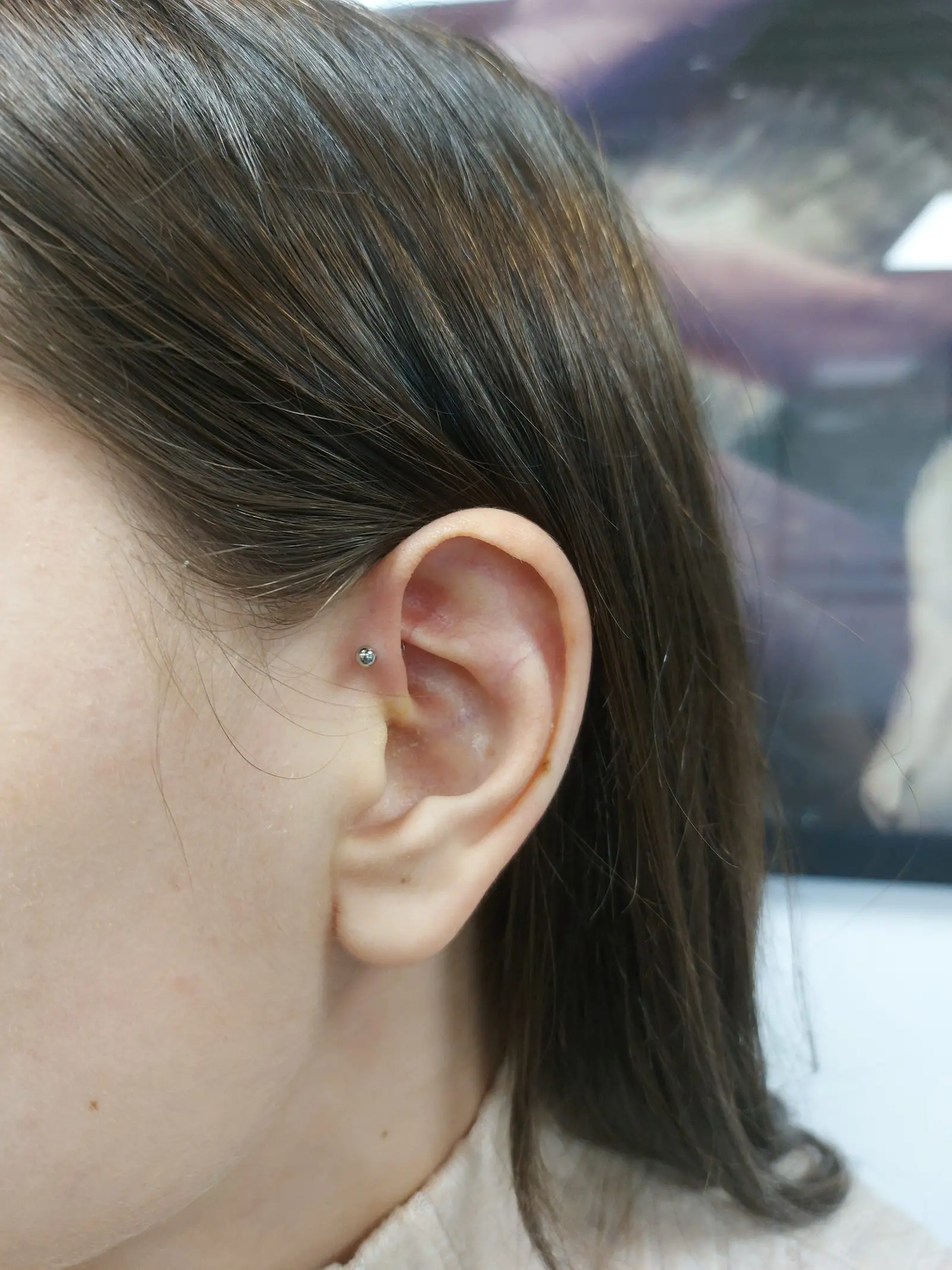 Piercing Forward Helix la 2nd Face Tattoo & Body Piercing București