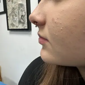 salon-piercing-septum18 Piercing Septum