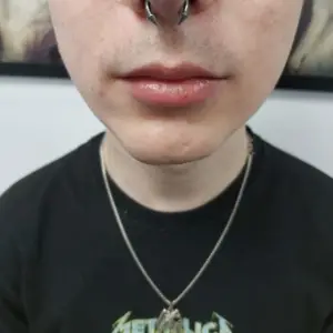 salon-piercing-septum57 Piercing Septum