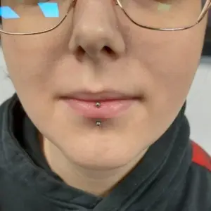 Piercing Vertical Labret