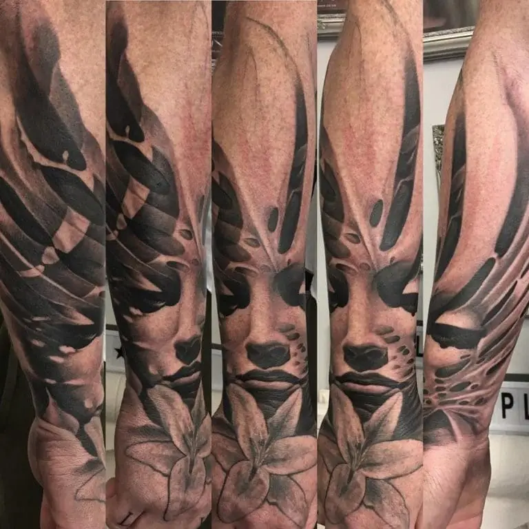 Tatuaj Cu Fori Femei 1 – 2nd Face Tattoo București