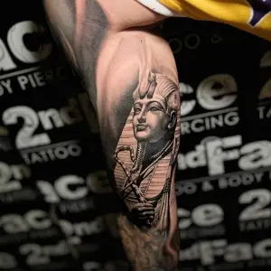 Tatuaj Brat Realistic Egiptean