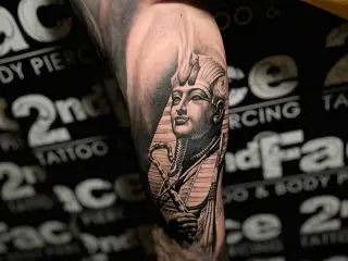 Tatuaj Brat Realistic Egiptean