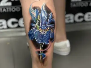 Tatuaj Barbat Picior Color