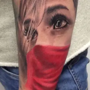 Tatuaj Femeie Masca Antebrat
